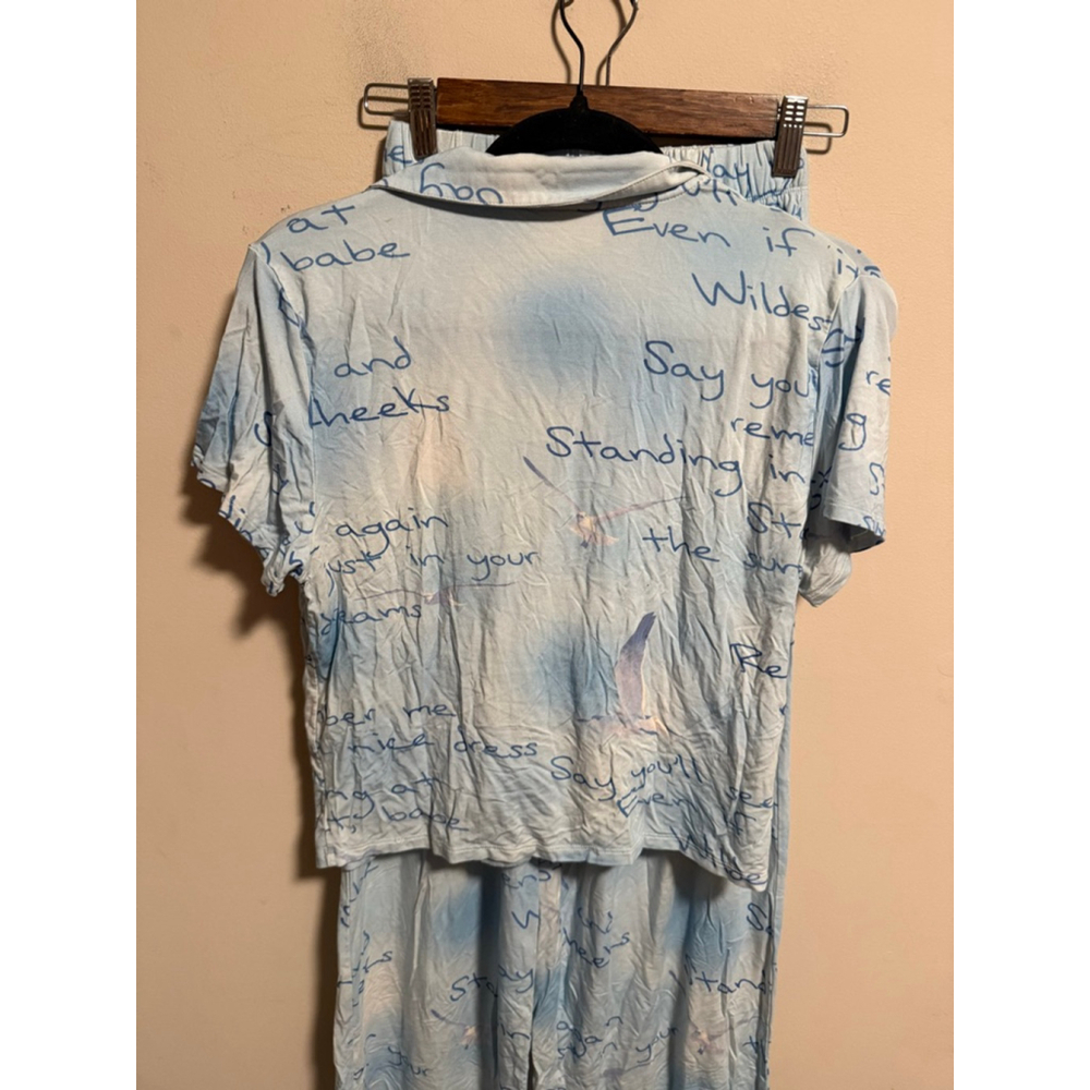 OFFICIAL Taylor Swift 1989 Taylor’s Version Wildest Dreams pajama seT PJ Size XS - Picture 4 of 8